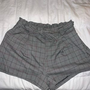 H&M paper bag shorts